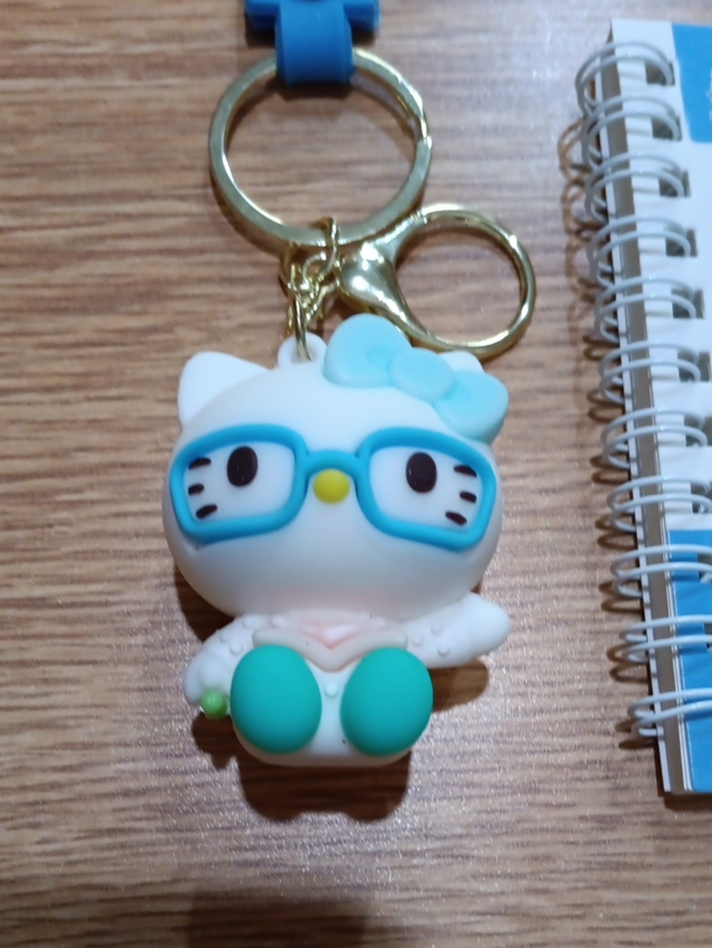 Hello Kitty Keychain And Mini Notebook Bundle - Picture 2 of 7